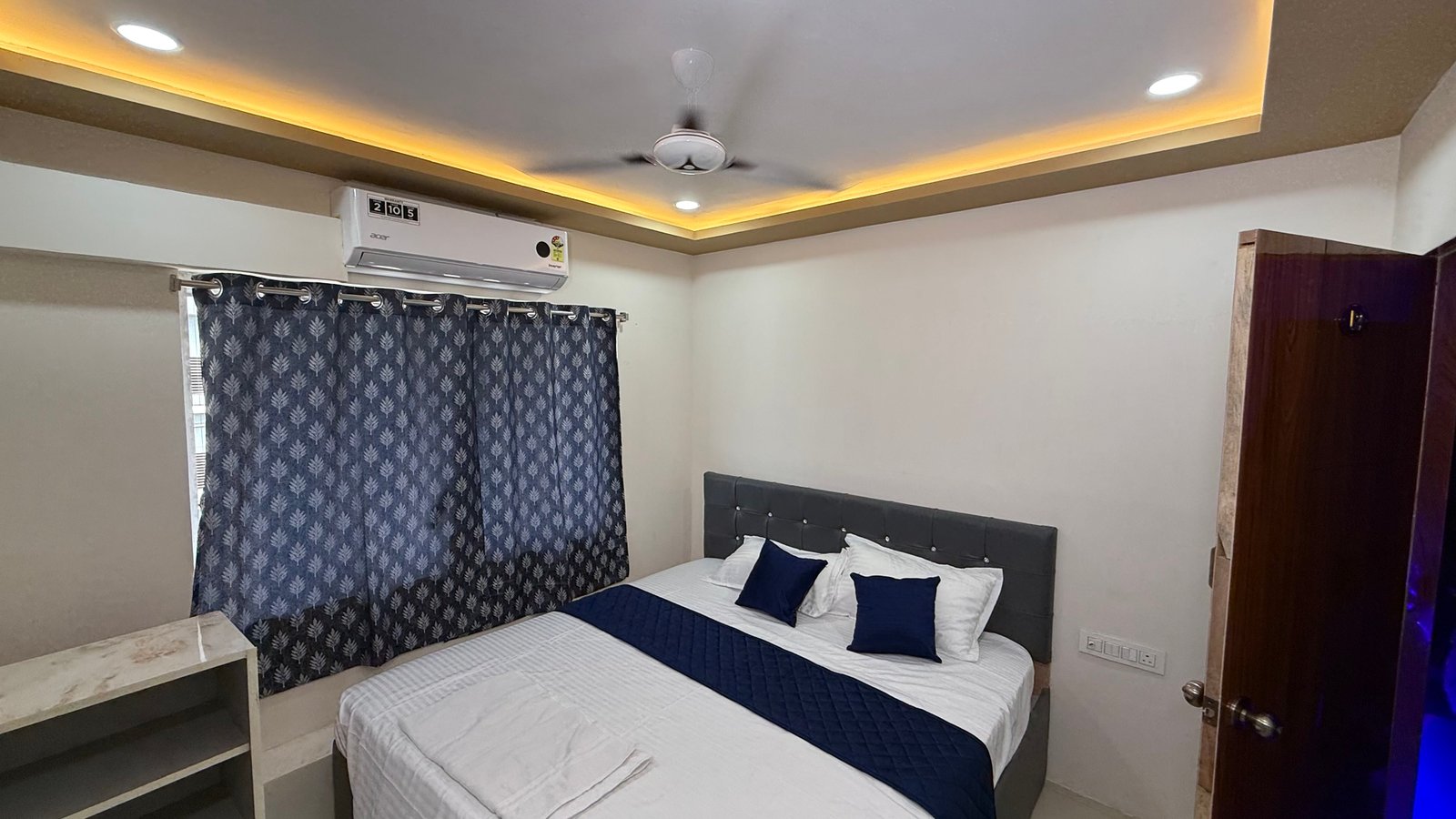 Comfort room